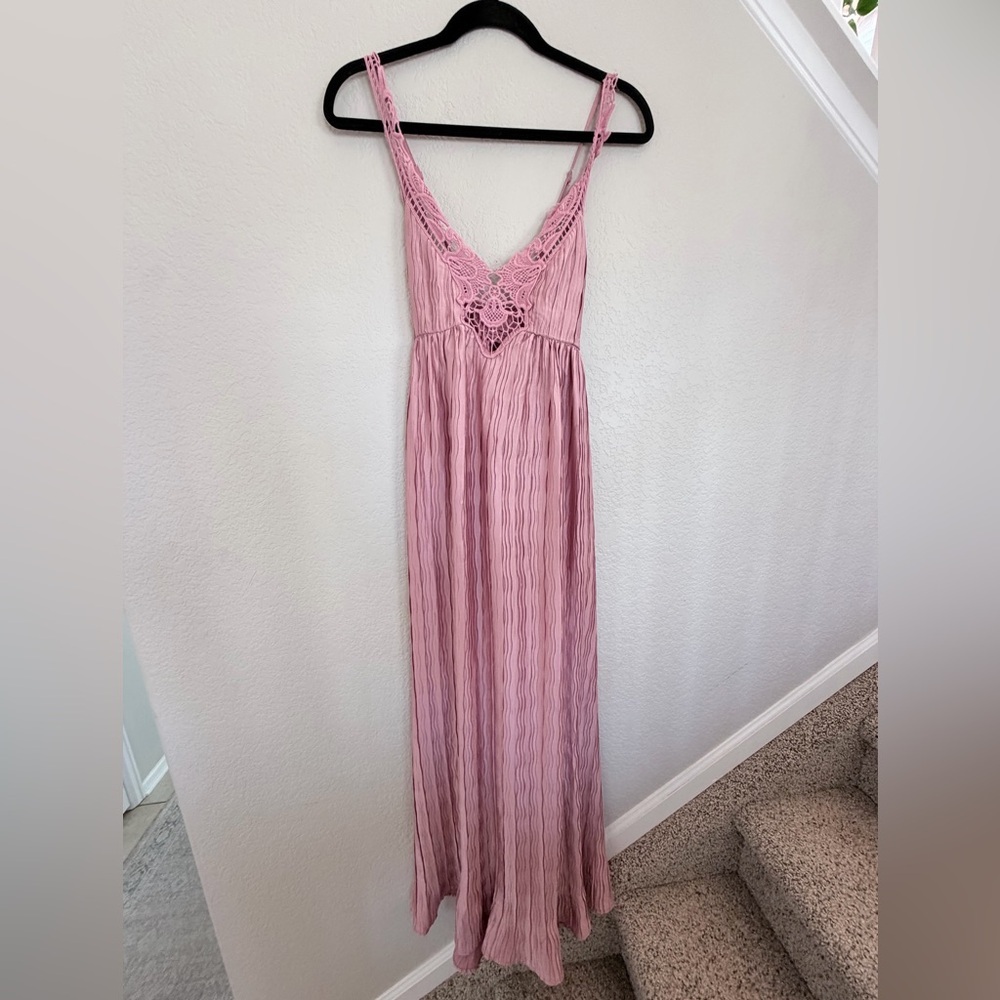 Lulus Alluring Aura mauve crochet lace crinkle backless maxi dress - Picture 4 of 10